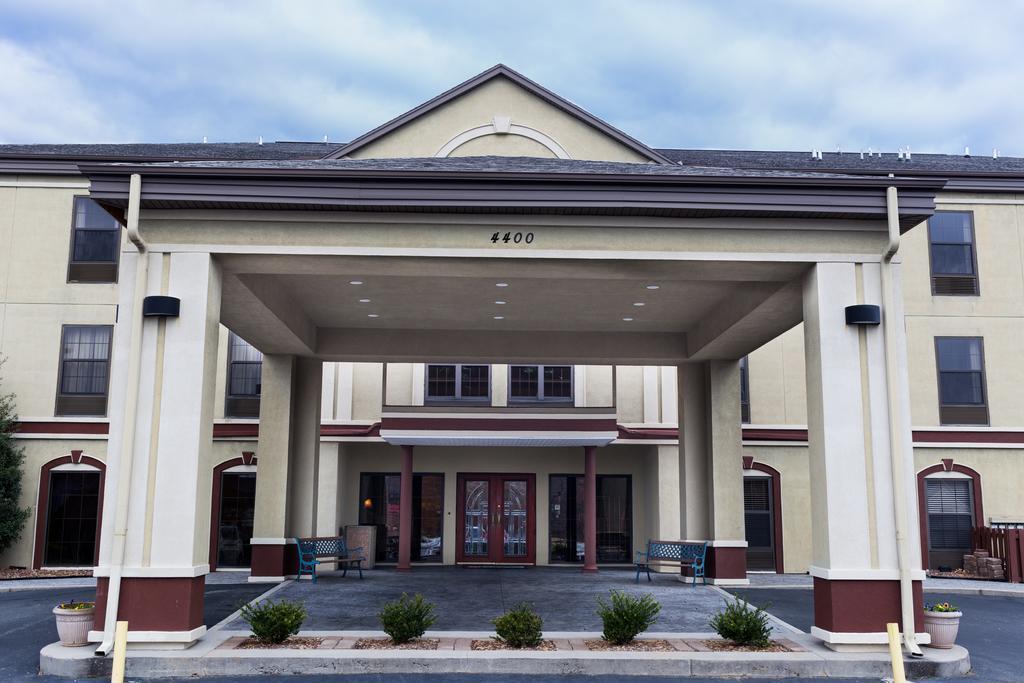 Super 8 By Wyndham High Point/Greensboro Exterior foto